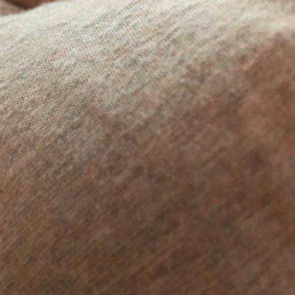 Meet your Posher, Mailemaile - Picture 1 of 1